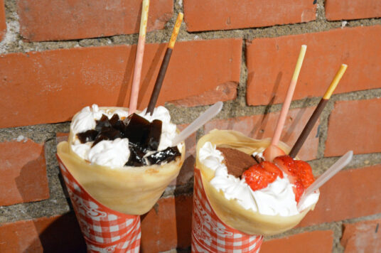 コーヒーゼリークリーム￥490　イチゴティラミスクリーム￥630