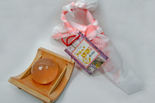 洗顔石鹼　がごめ昆布　金　　　
￥1,800
