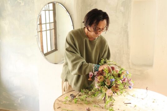 則武潤二さんによるフラワーワークショップ開催